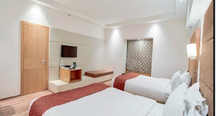 The Emerald Park Room Type - Family Room