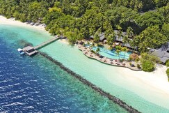 Royal Island Resort & Spa