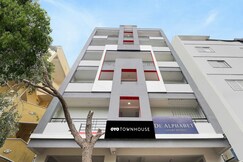 Rooms of Hotel O Mid Town