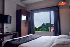 Hotel Sheela Shree Plaza