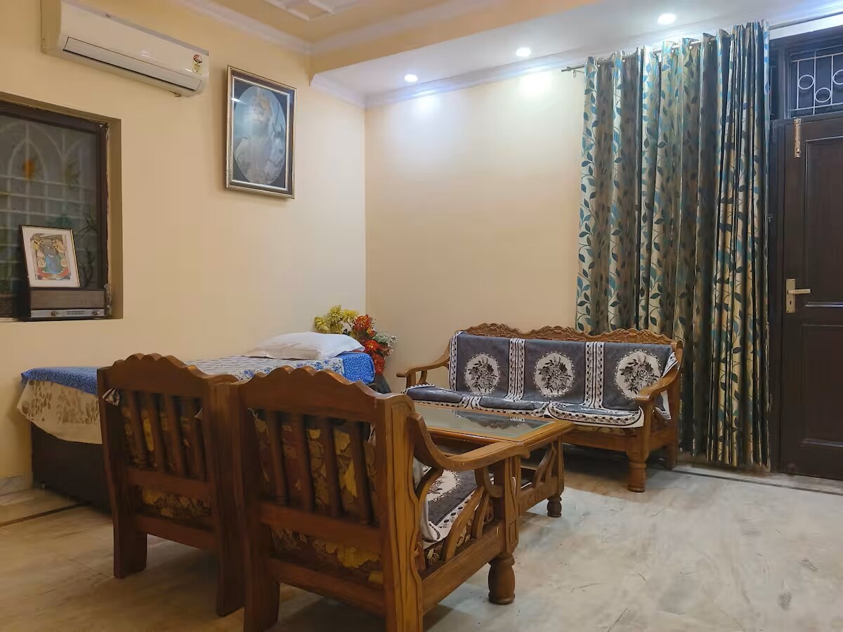 Nagpal Villa - Tap to explore photos
