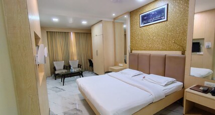 Grand Marina by Westbay Room Type - AC Executive Room