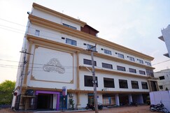 SHAKTHI GRAND LODGE