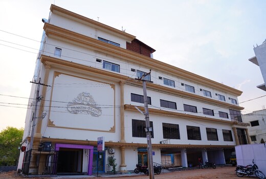 SHAKTHI GRAND LODGE