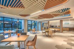 Holiday Inn Express Nantong Textile City