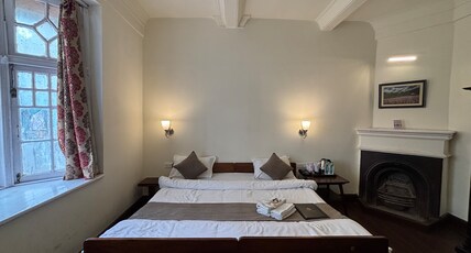 Hotel Pineridge Room Type - Deluxe Four Bedded Room