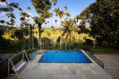 Paddygram Service Villa