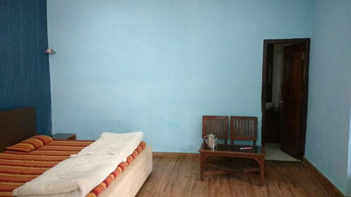Deodar Lodge - Tap to explore photos