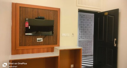 Hotel Rock View Room Type - Deluxe Room AC