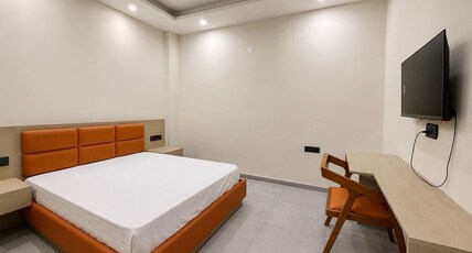 TOWNHOUSE SECTOR 52 Room Type - Classic