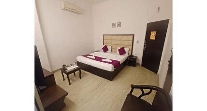 Hotel the First-By Hotelier Anands Room Type - Family Room