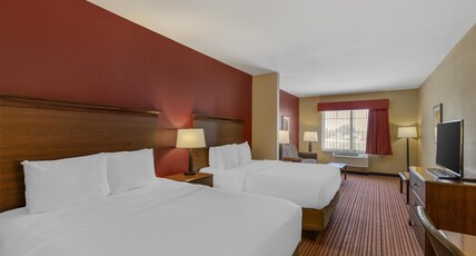 Best Western Plus Hudson Hotel & Suites Room Type - Suite-2 Queen Beds, Non-Smoking, Pillow Top Mattress, Flat Screen Television, Shower Only, Microwave Best Western Plus Hudson Hotel & Suites Room Type - Suite-2 Queen Beds, Non-Smoking, Pillow Top Mattress, Flat Screen Television, Shower Only, Microwave