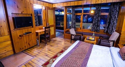 Whispering Valley Resort, River Side The Mall Road Room Type - Deluxe Room (Without Balcony)