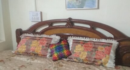 OSHO Friends Home Ropa Room Type - Bedroom