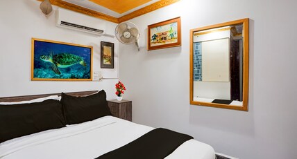 Collection O Bangalore East Railway Station Formerly YA Inn and Suites Room Type - Classic
