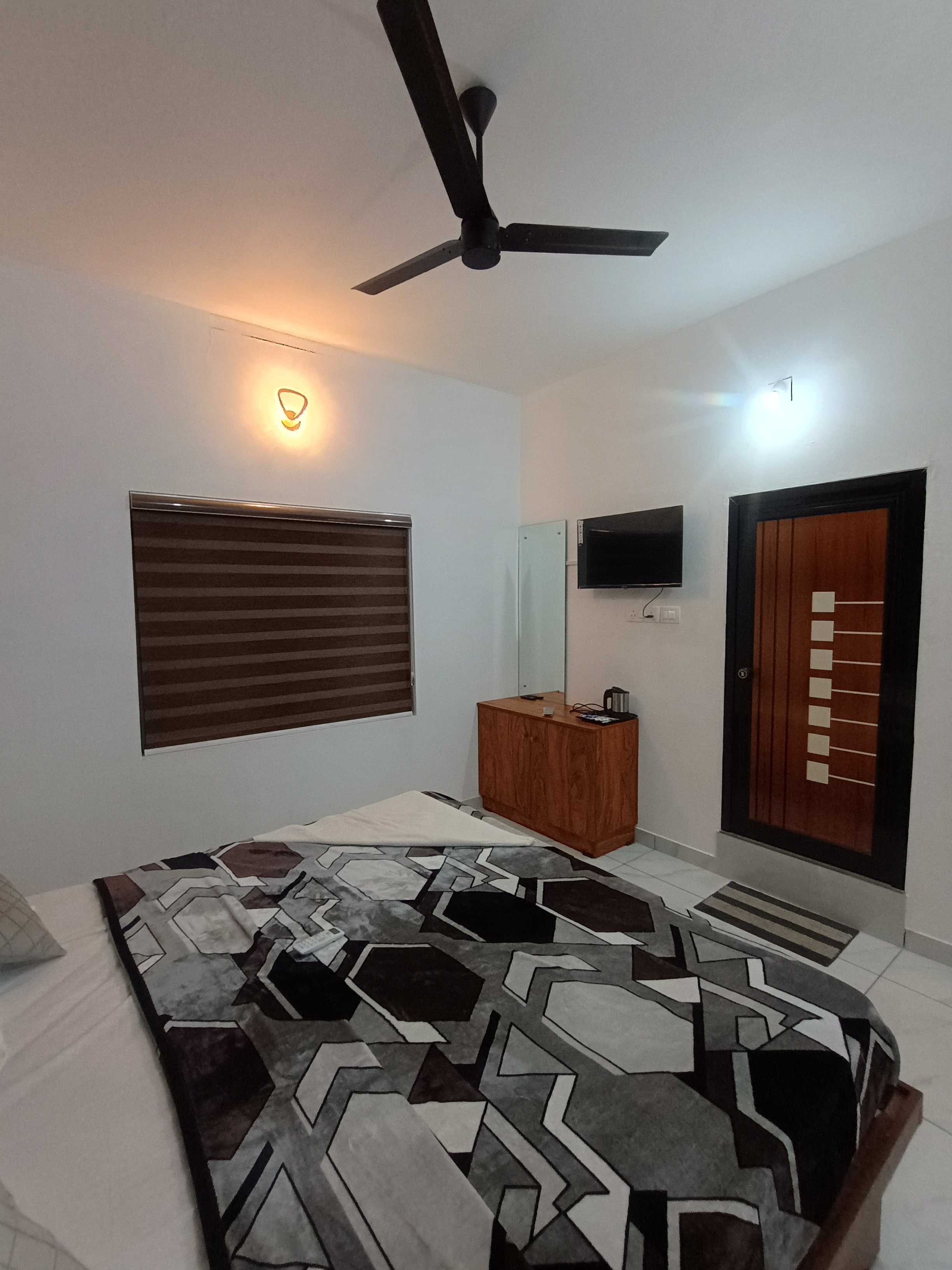 River Vista Homestay - Tap to explore photos