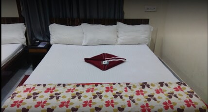 RAJ PALACE Room Type - Deluce A/C room