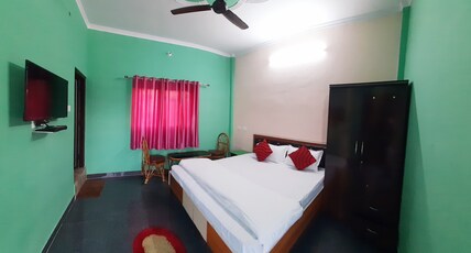 Nandini Homestay Room Type - Super Deluxe Room(Non-AC) with Terrace