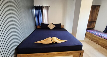 7BHK Inn | Guwahati Room Type - Deluxe Room WIth Free Wifi