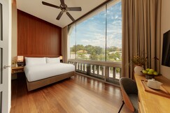 Oasia Resort Sentosa by Far East Hospitality