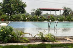 Red Sun The Lake Front Resort Karjat