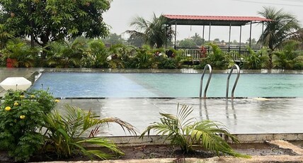 Red Sun The Lake Front Resort Karjat Room Type - Dormitory 2