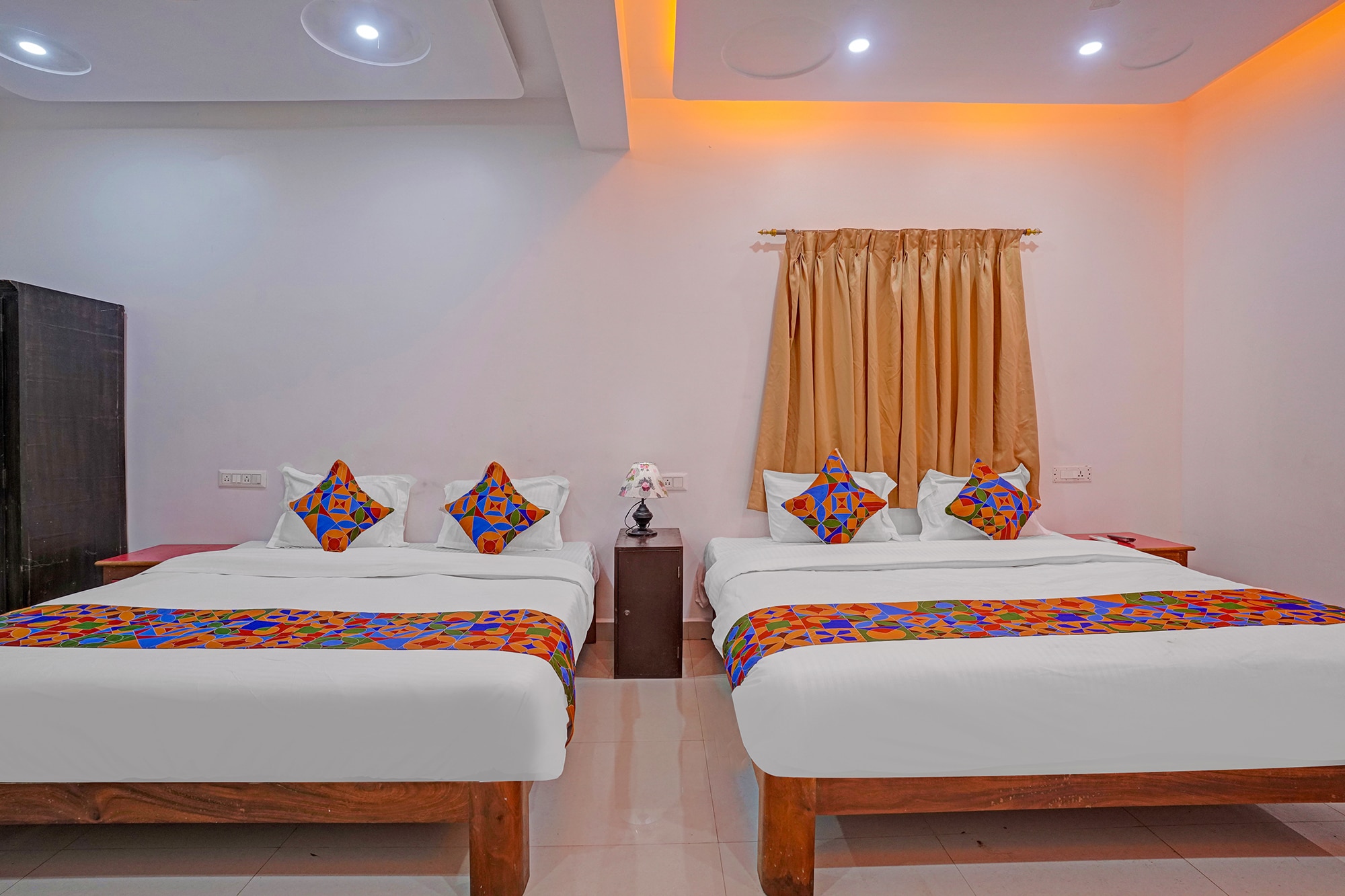 Fabhotel Ravai Beach - 500M From Calangute Beach - Tap to explore photos