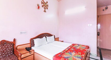 The Xpress A JHM Hotels Room Type - Deluxe Room The Xpress A JHM Hotels Room Type - Deluxe Room