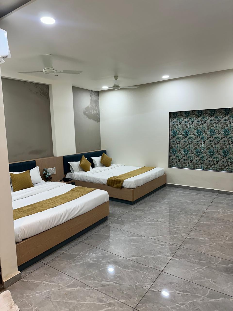 HOTEL EMBASSY INN - Tap to explore photos