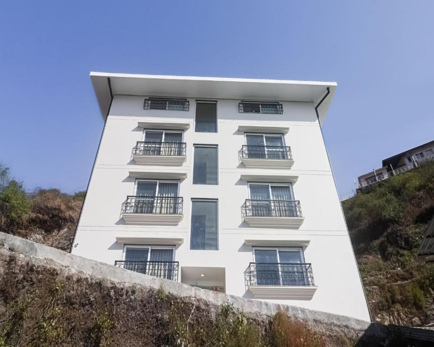 HOTEL MUSSOORIE HEIGHTS - Tap to explore photos