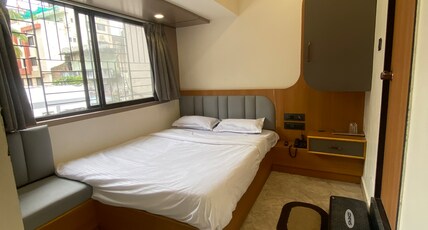 HOTEL NARAYANA EXECUTIVE Room Type - Delux Double Room - AC , Attached Bathroom