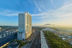 Holiday Inn & Suites Penang Prai