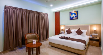 Hotel Maas Residency Room Type - King Bed Suite