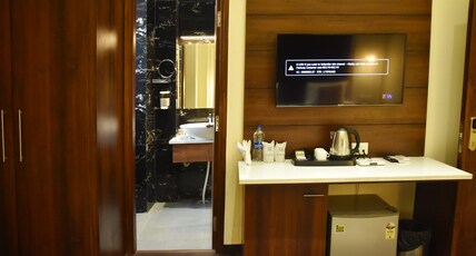 Hotel Manglam Grand Room Type - SUPER DELUXE