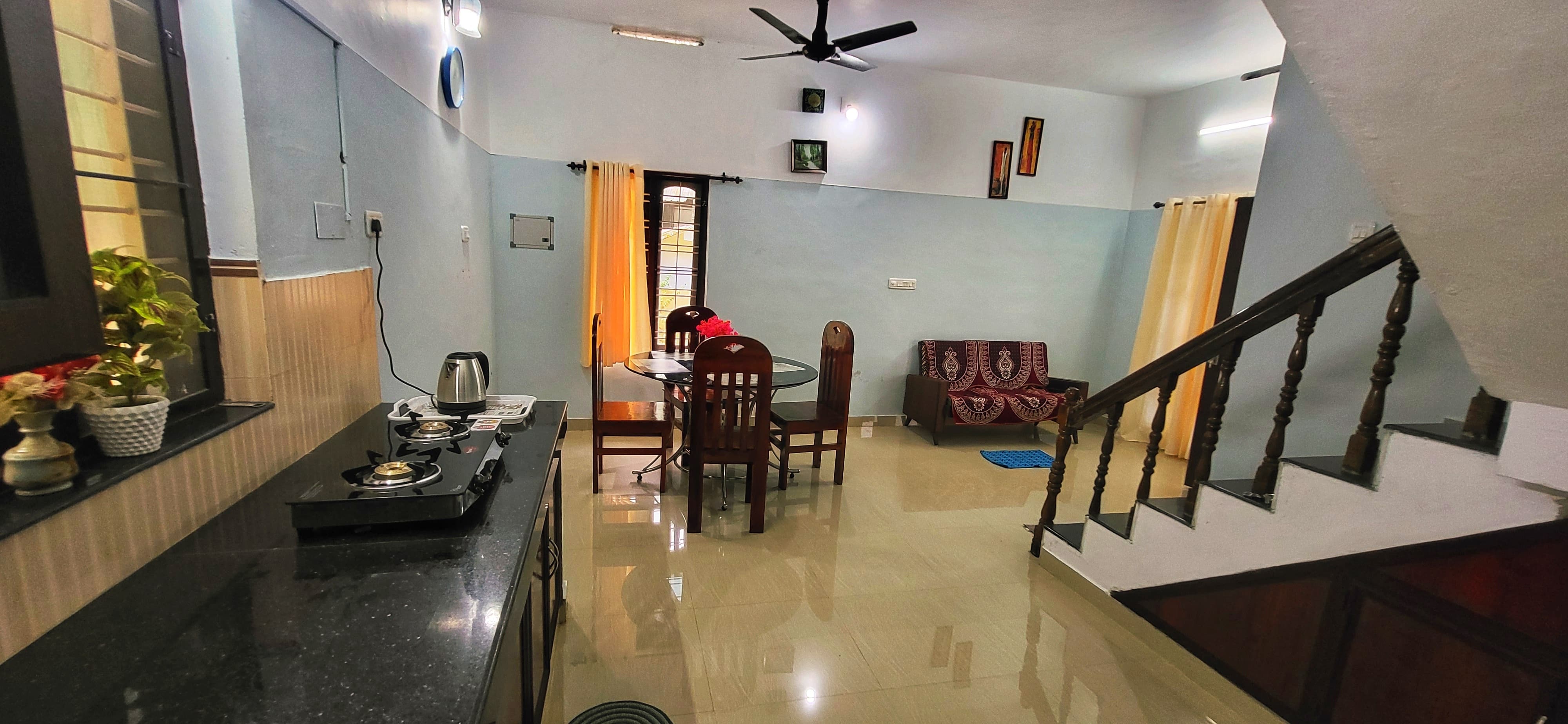 IDAM Homestay Ponmudi - Tap to explore photos