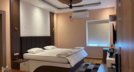 BS GARDEN Room Type - PREMIUM