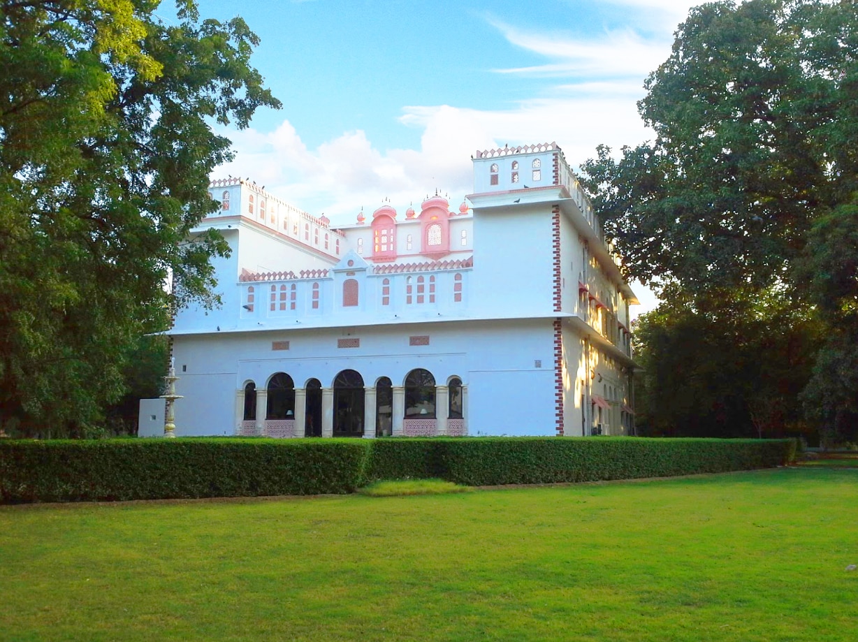 Bijay Niwas Palace, Bijaynagar - Tap to explore photos