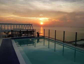 Microtel by Wyndham Mall of Asia