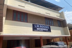 Hotel O LM Rooms