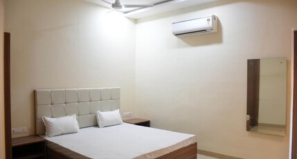 Bharat Milap Homestay... Room Type - Bedroom 1