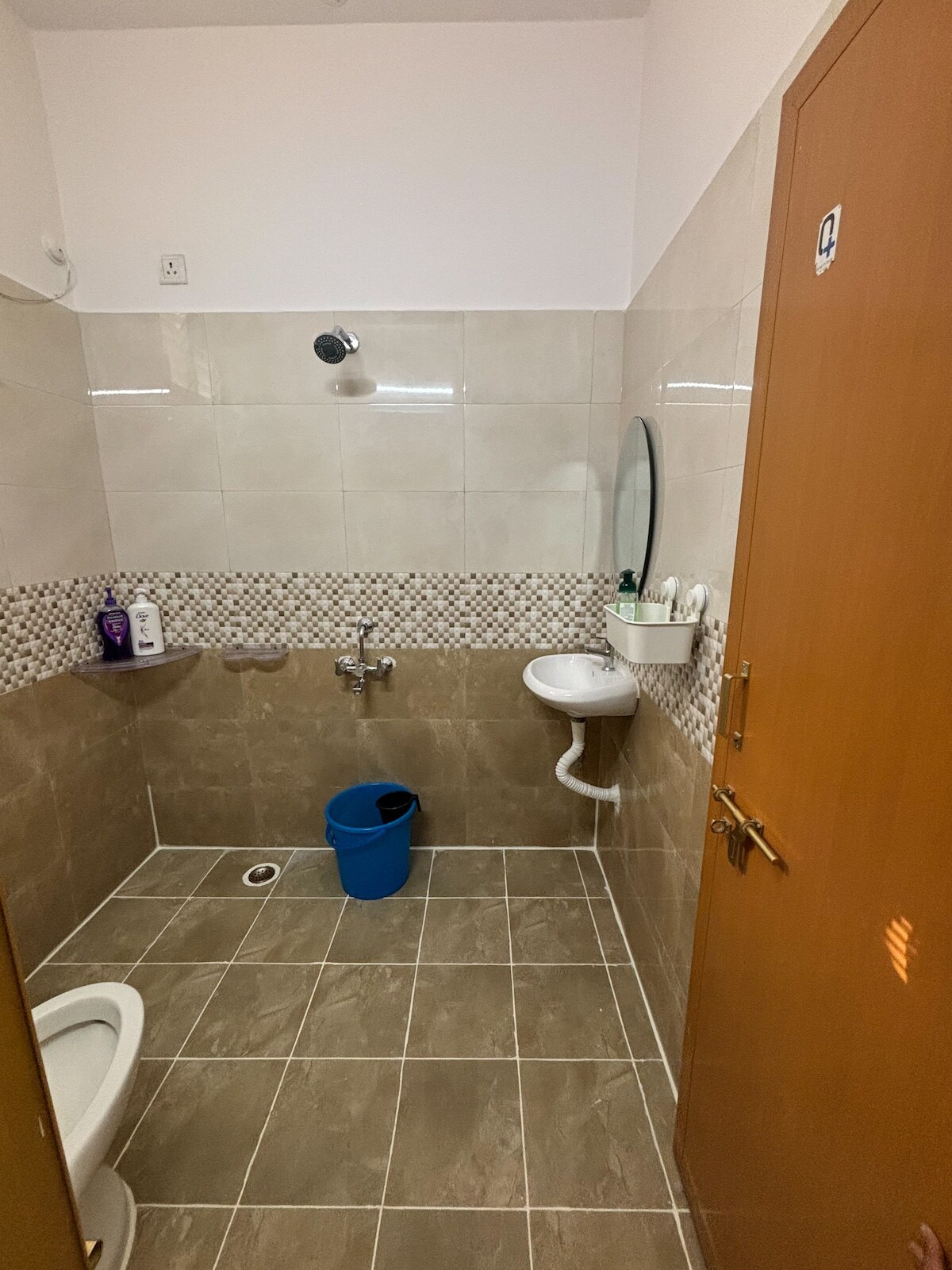 Coral 2BHK Financial District Nanakramguda - Tap to explore photos