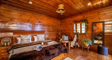 Nirvana home Rarta Room Type - Rustic Suite