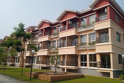 LGSES Homestay with balcony rooms