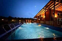 Rooms of 3bhk Farmhouse w Pvt Pool Lawn in Noida