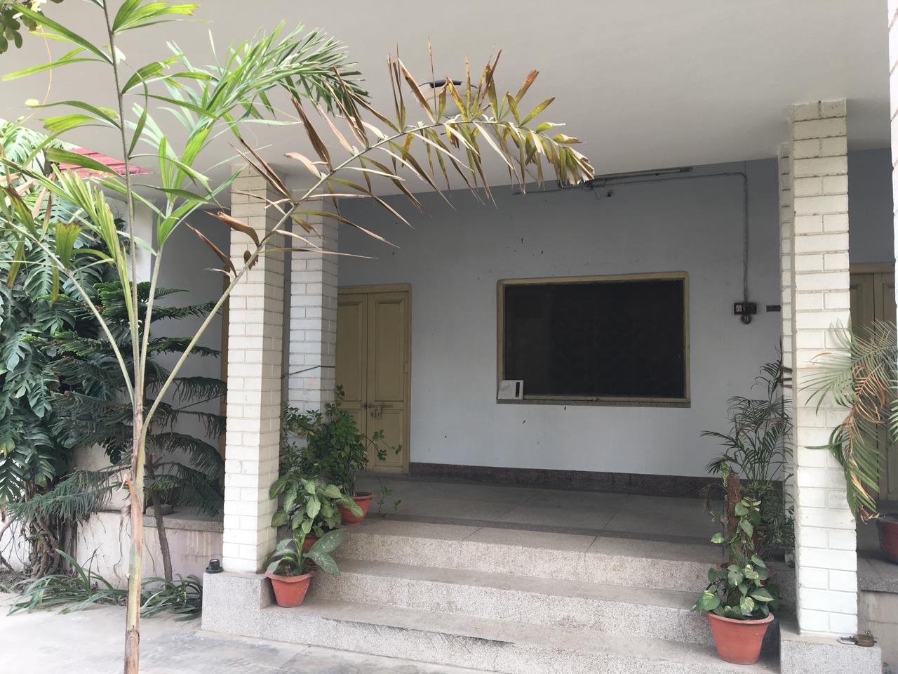 Royal Sangam Homestay - Tap to explore photos