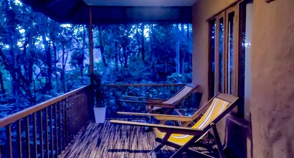 Thennal Jungle Camp Room Type - Canopy Hut (Elevated Mud House)