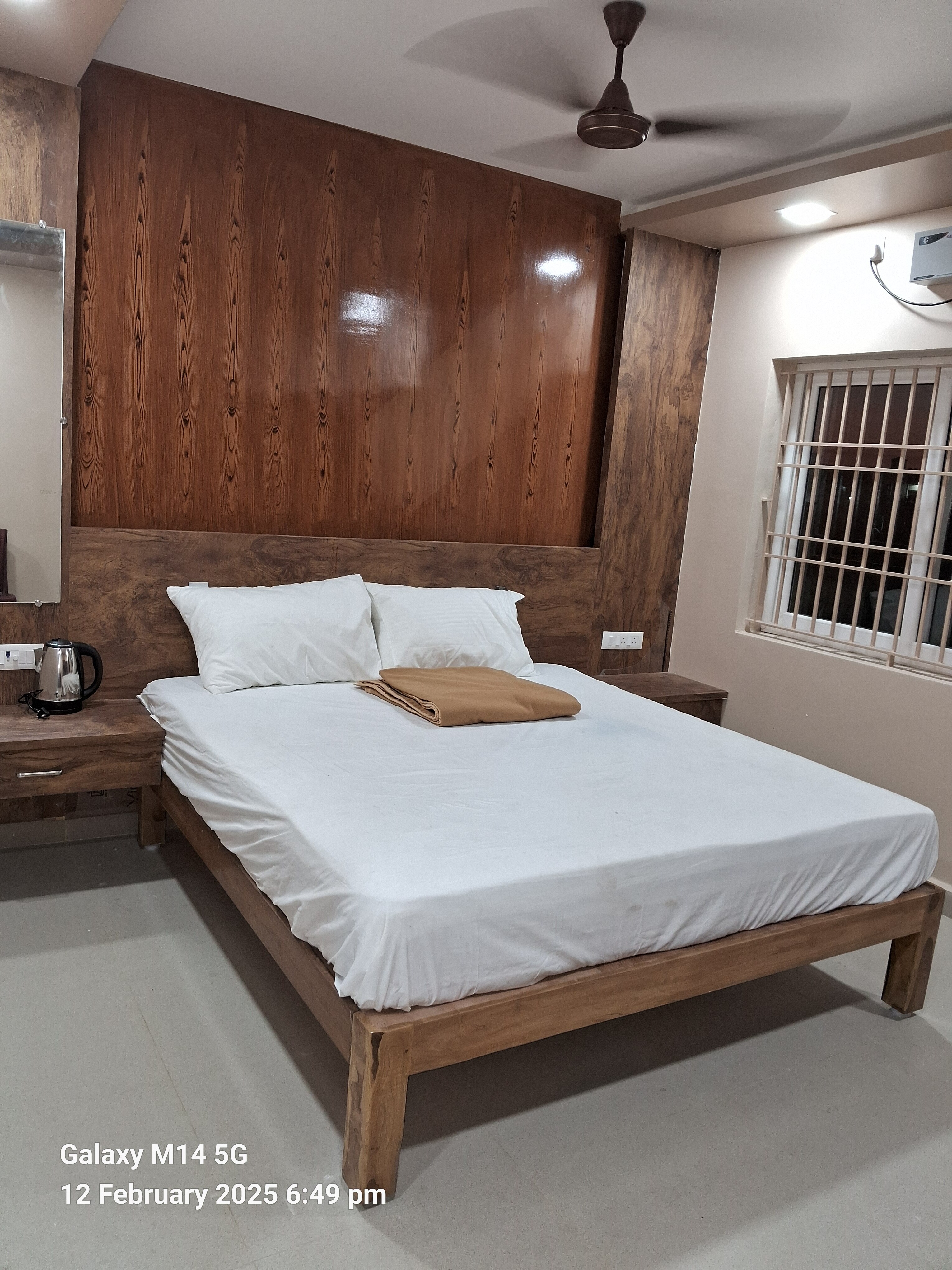 Ponnuswamy Residency - Tap to explore photos