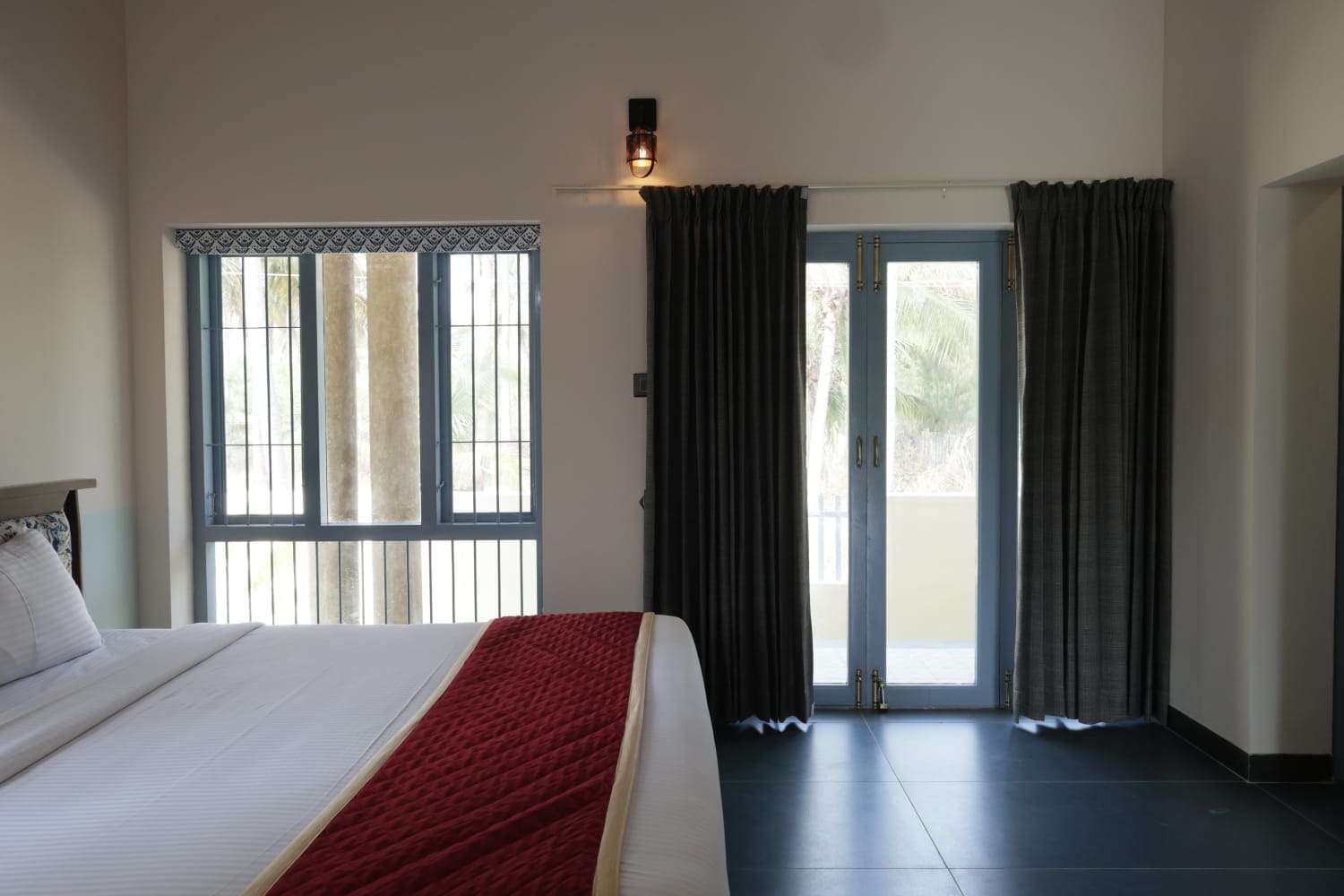 Coconest Eco Village - Deluxe Rooms - Tap to explore photos