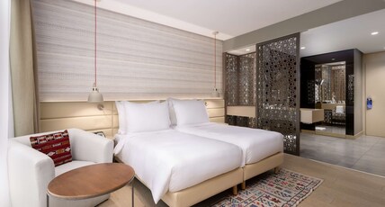 Radisson Blu Hotel, Marrakech Carr Room Type - Superior Room - Pool View and Balcony