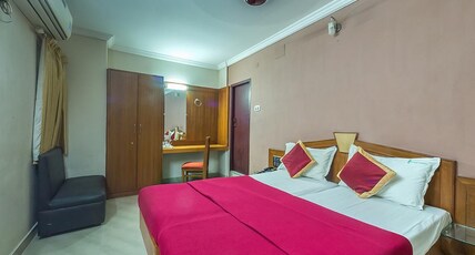 CENTRAL RESIDENCY Room Type - Deluxe Ac Room
